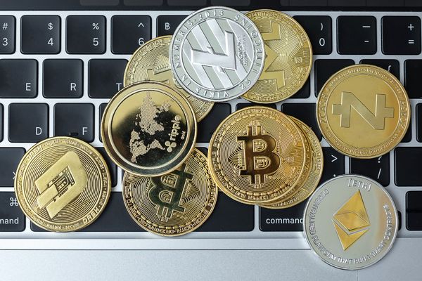 Best Cryptocurrencies To Accept For E-Commerce Businesses - 2024 Updated