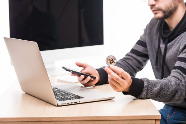 How To Set Up Online Crypto Payments For A Small Business